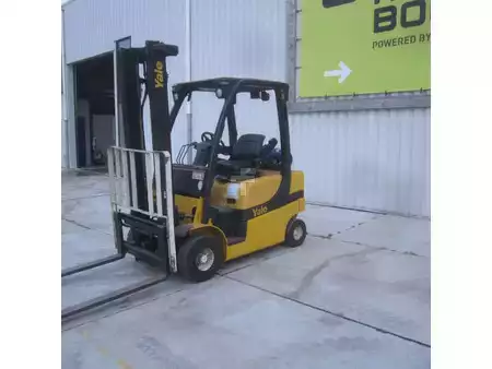 LPG heftrucks 2015  Yale GLP20LX (1)