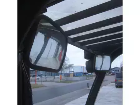 LPG heftrucks 2015  Yale GLP20LX (8)
