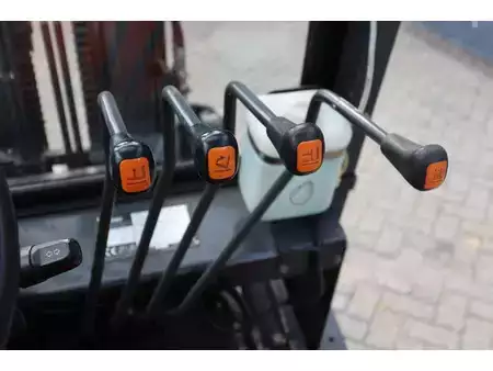 Treibgasstapler 2017  Doosan G30G (31)