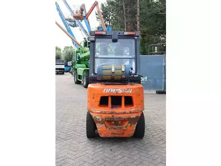 Treibgasstapler 2017  Doosan G30G (5)