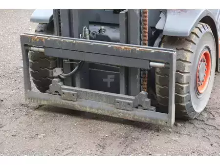 Terrenggående gaffeltruck 2008  Linde H30T (10)