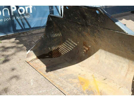 Sollevatori telescopici rigidi 1998  Merlo ROTO 30.16-EV (9)