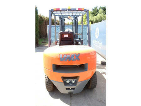 Dieseltruck 2024  Vmax CPCD40 (4)