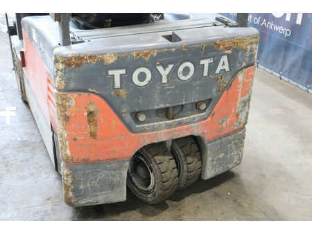 Elektro čtyřkolový VZV 2003  Toyota 7FBEF16 (14)