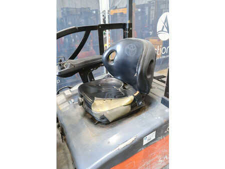 Elektro čtyřkolový VZV 2003  Toyota 7FBEF16 (18)