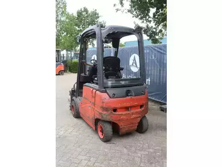 4-wiel elektrische heftrucks 2008  Linde E20PH-01 (4)