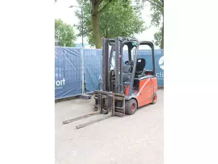 4-wiel elektrische heftrucks 2008  Linde E20PH-01 (9)