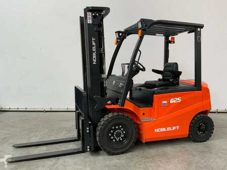 El truck - 4 hjulet 2023  Noblelift Q25 (1)