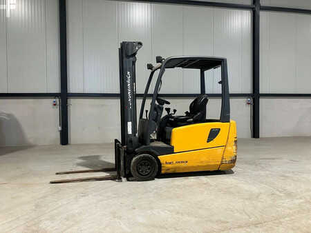 Elektro čtyřkolový VZV 2008  Jungheinrich EFG 216 (1)