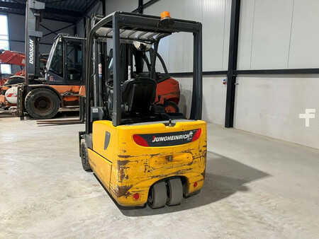 Elektro čtyřkolový VZV 2008  Jungheinrich EFG 216 (3)