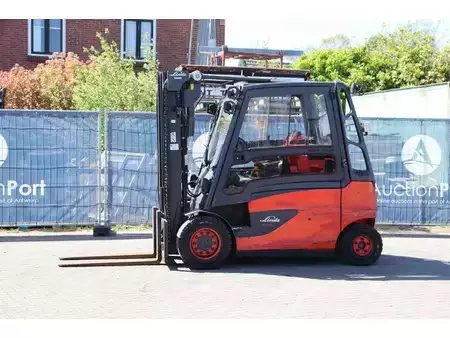 Eléctrico - 4 rodas 2018  Linde E45HL-01/600 (1)
