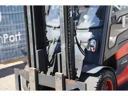 Eléctrico - 4 rodas 2018  Linde E45HL-01/600 (14)