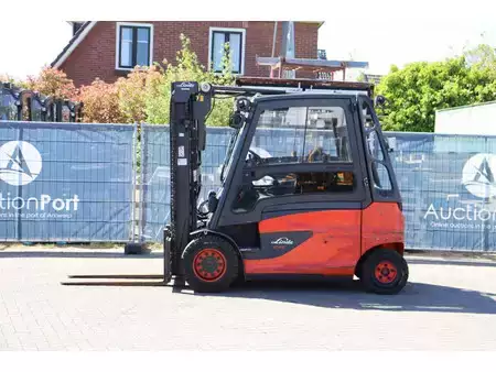 Eléctrico - 4 rodas 2018  Linde E45HL-01/600 (2)