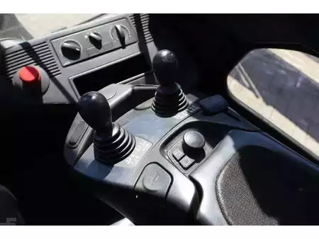 Eléctrico - 4 rodas 2018  Linde E45HL-01/600 (35)
