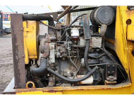 Telescopic forklift rigid - Matbro TS260 turbo (24)