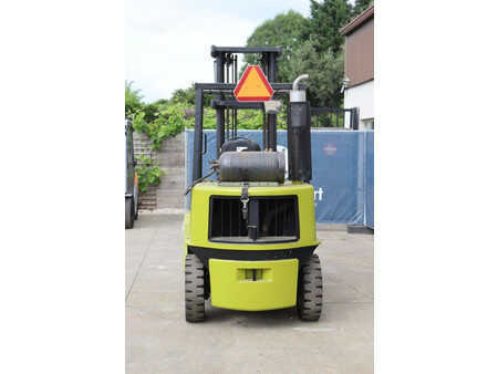 Carretilla elevadora GLP - Clark GPX 35 LPG (24)