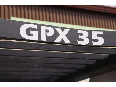 Carretilla elevadora GLP - Clark GPX 35 LPG (34)