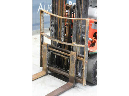 Diesel Forklifts 2007  Mitsubishi FD15N (10)