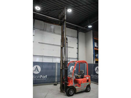 Diesel Forklifts 2007  Mitsubishi FD15N (30)