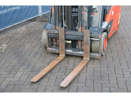 Sähkö - 4 pyör 2016  Linde E18L-02 (10)