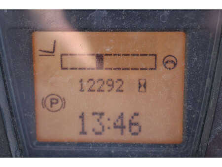 Sähkö - 4 pyör 2016  Linde E18L-02 (34)