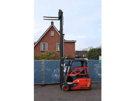 Sähkö - 4 pyör 2016  Linde E18L-02 (35)