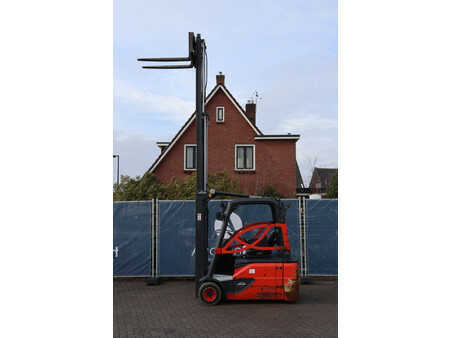 Sähkö - 4 pyör 2016  Linde E18L-02 (36)