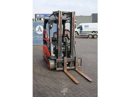 Sähkö - 4 pyör 2016  Linde E18L-02 (7)