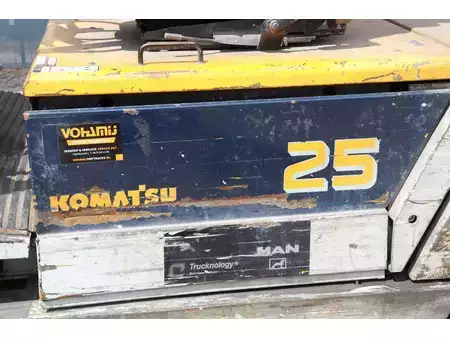 Elektro 4 Rad - Komatsu FB25H-1E (16)