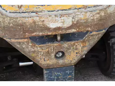Elektro 4 Rad - Komatsu FB25H-1E (18)