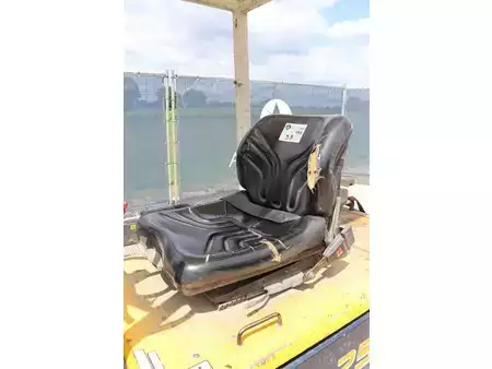 Elektro 4 Rad - Komatsu FB25H-1E (21)