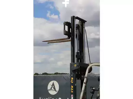 Elektro 4 Rad - Komatsu FB25H-1E (36)