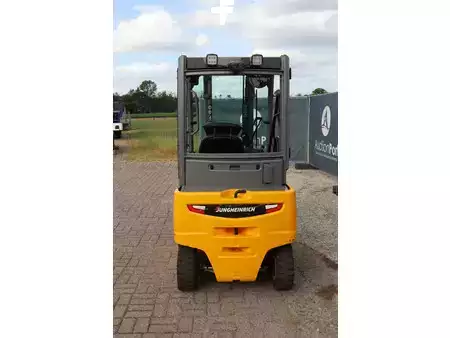 4-wiel elektrische heftrucks 2018  Jungheinrich EFG 316 (5)