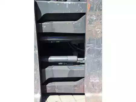 Chariots électriques à 4 roues 2018  Linde E50HL-01 (14)