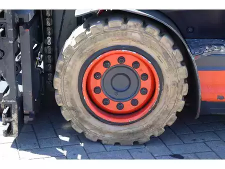 Chariots électriques à 4 roues 2018  Linde E50HL-01 (20)