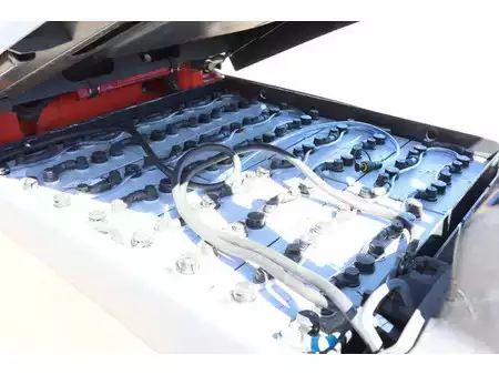 Chariots électriques à 4 roues 2018  Linde E50HL-01 (28)