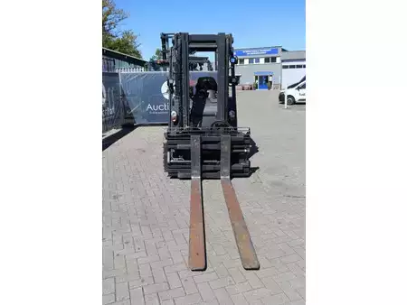 Chariots électriques à 4 roues 2018  Linde E50HL-01 (9)