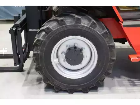 Empilhador todo-terreno 2015  Manitou M26-4 (14)
