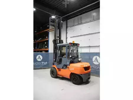 Diesel gaffeltruck 2007  Toyota 7FDA50 (31)