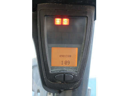 Carrelli elevatori GPL 2006  Linde H25T (30)