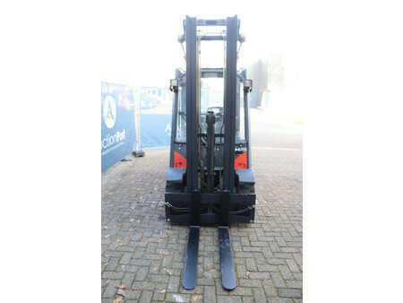 Carrelli elevatori GPL 2006  Linde H25T (8)