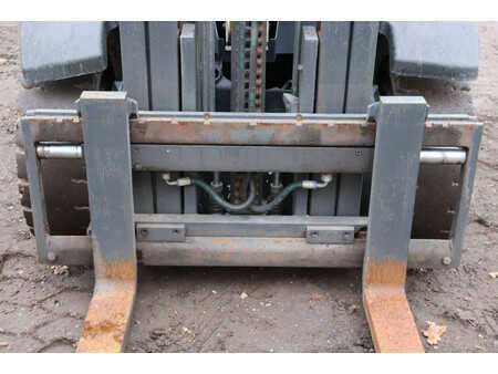 LPG VZV 2018  Linde H25T-02 (12)