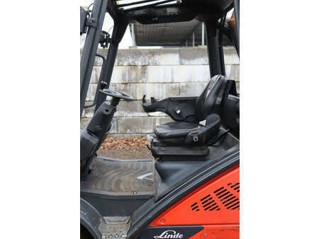 LPG VZV 2018  Linde H25T-02 (22)