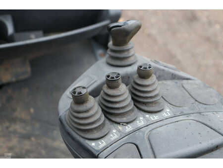 LPG VZV 2018  Linde H25T-02 (28)