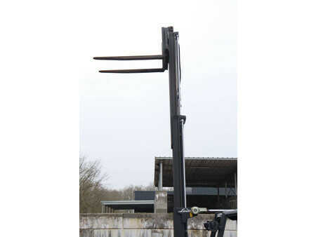 LPG VZV 2018  Linde H25T-02 (35)