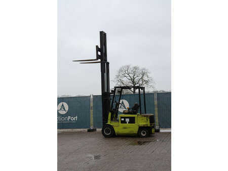4-wiel elektrische heftrucks - Clark 30 S (34)