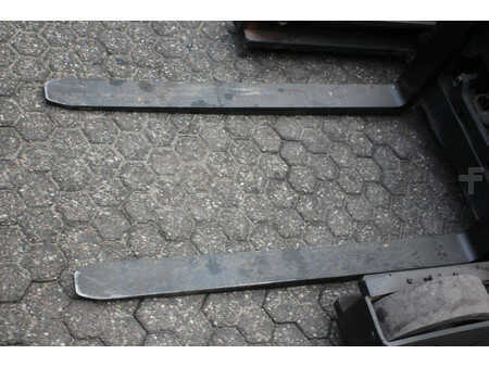 Schubmaststapler 2010  BT RRE 200 (11)