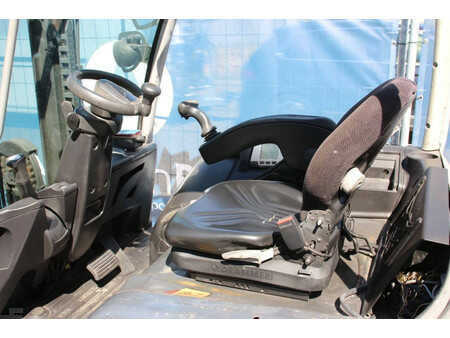 Carrelli elettrici 4 ruote 2007  Still RX 60-16 (21)