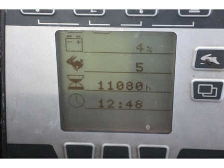 Carrelli elettrici 4 ruote 2007  Still RX 60-16 (26)