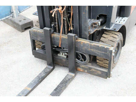 Elektro 4 Rad 2018  EP Equipment CPD20FVD8-TW-C (10)